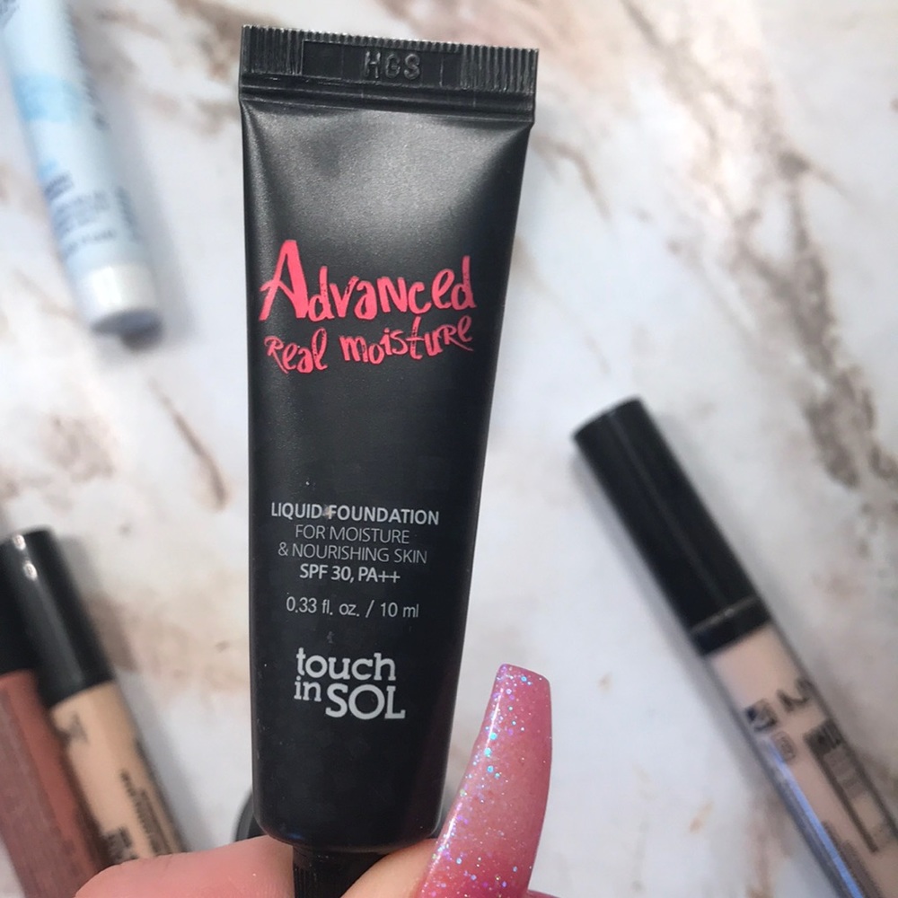 Makeup bundle - Picture 8 of 8